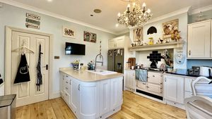 Photo 17- click for photo gallery